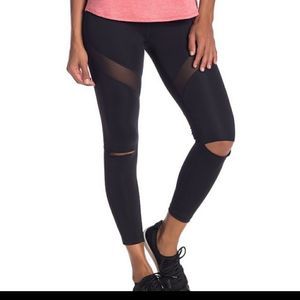 Zella Black Knee Holes Mesh High Waist Leggings M‎